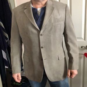 Men’s gray suede-like sports jacket